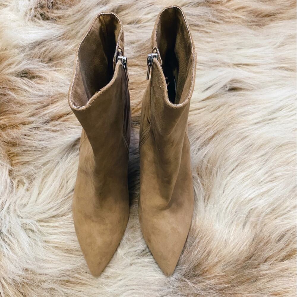 ZAC Zac Posen Tan Suede Nathan Camel Suede Ruched Pointed Toe Ankle Boot Size 6 - Picture 3 of 7